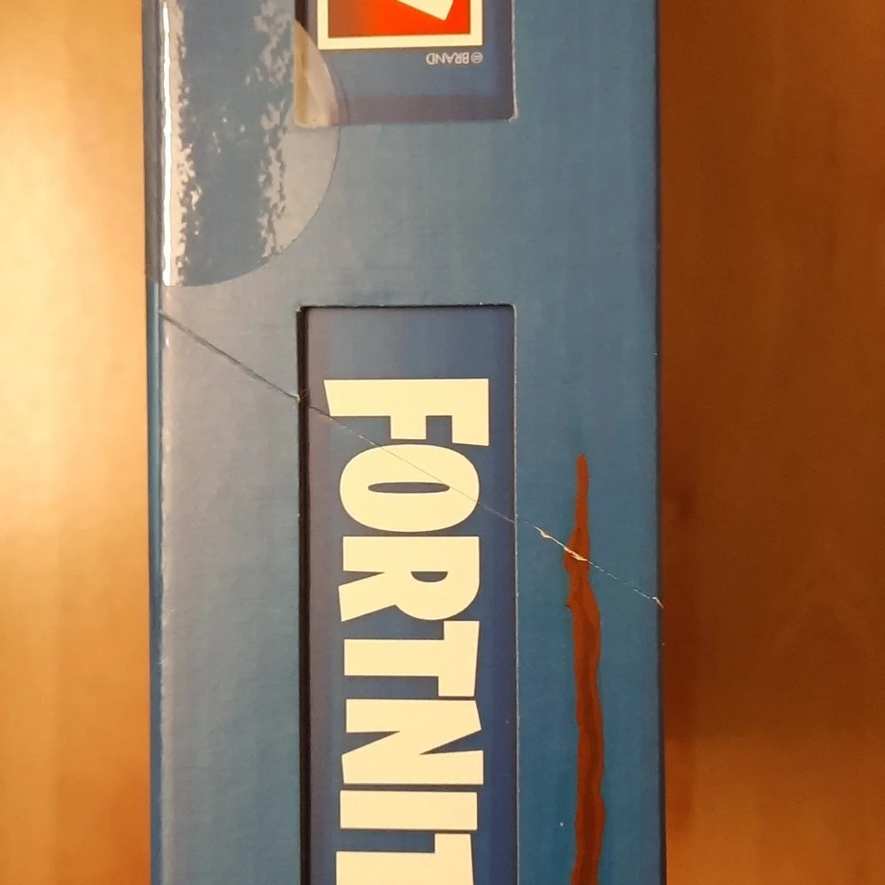NIB, Monopoly: Fortnite Collector's Edition Board Game - Picture 15 of 16